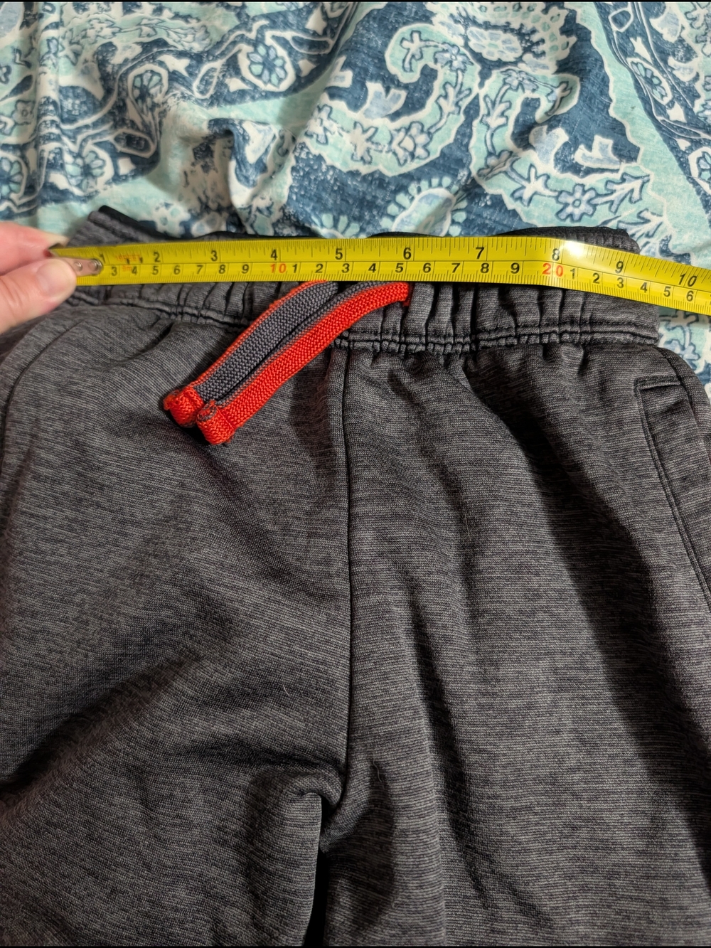 Boys Russell Athletic Joggers Size 8 - Picture 7 of 10
